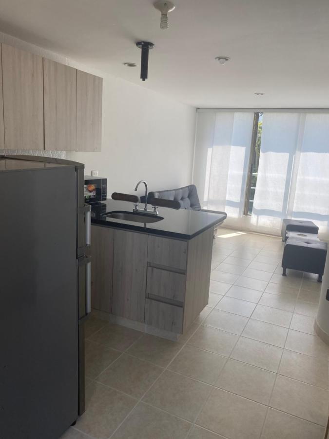 Appartement Apartaestudio Amoblado Con Excelente Ubicacion à Pereira Extérieur photo