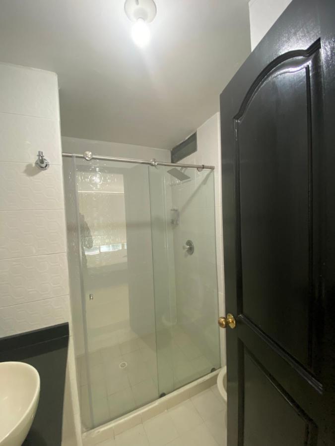 Appartement Apartaestudio Amoblado Con Excelente Ubicacion à Pereira Extérieur photo